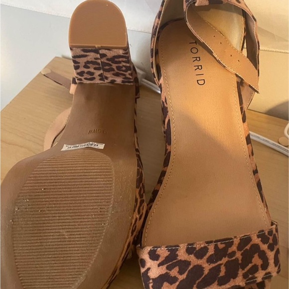 Torrid Heels with tags - Picture 1 of 2